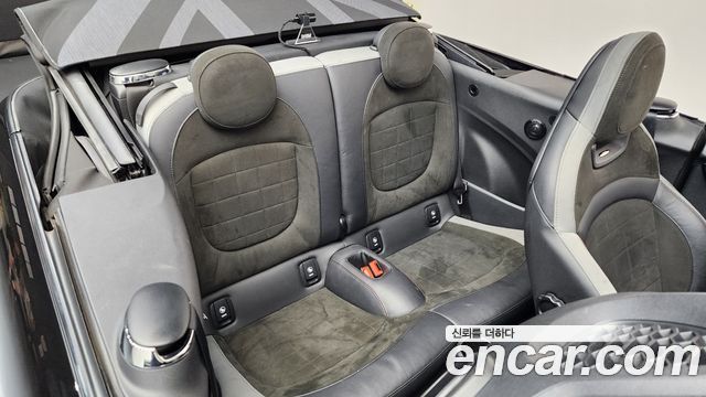 MINI Cooper S Convertible JCW 3rd 2020 — фото 11