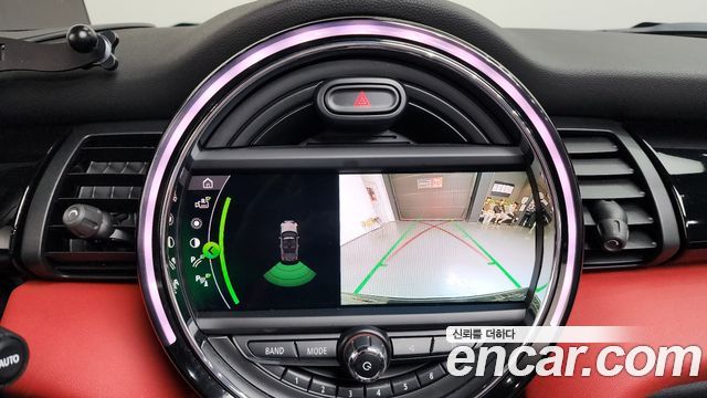 MINI Cooper S Convertible JCW 3rd 2020 — фото 14