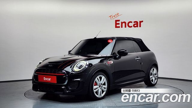 MINI Cooper S Convertible JCW 3rd 2020 — фото 31
