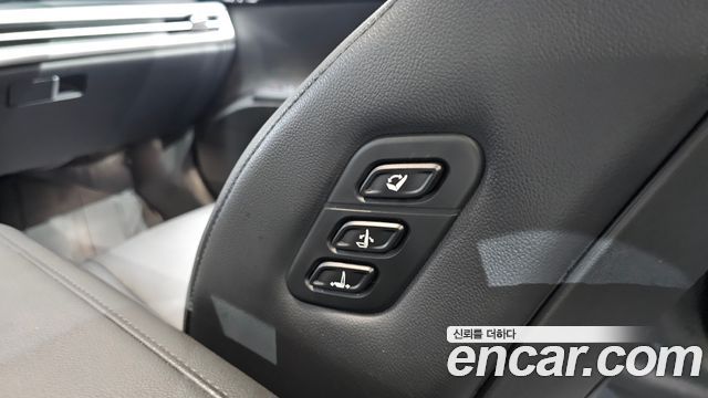 Hyundai Grandeur (GN7) 3.5 LPG 2WD (Taxi) Deluxe 2024 — фото 31