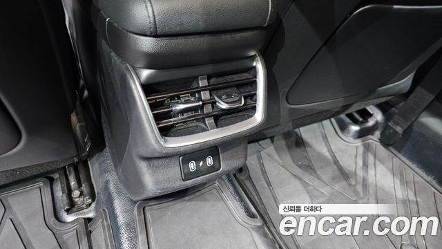 Hyundai Grandeur (GN7) 3.5 LPG 2WD (Taxi) Deluxe 2024 — фото 32