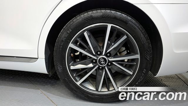 Hyundai Grandeur (IG) 3.0 LPi Premium 2022 — фото 21