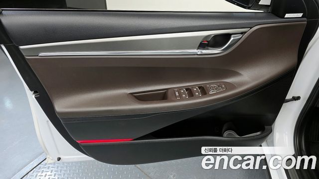 Hyundai Grandeur (IG) 3.0 LPi Premium 2022 — фото 24