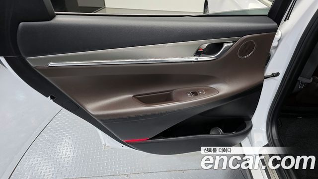 Hyundai Grandeur (IG) 3.0 LPi Premium 2022 — фото 25