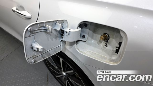 Hyundai Grandeur (IG) 3.0 LPi Premium 2022 — фото 27