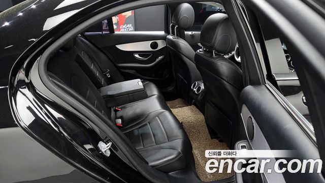 Mercedes-Benz C-Class (W205) C220 d 4MATIC 2020 — фото 28