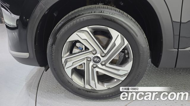 Hyundai Santa Fe Diesel 2.2 2WD Exclusive 2023 — фото 5