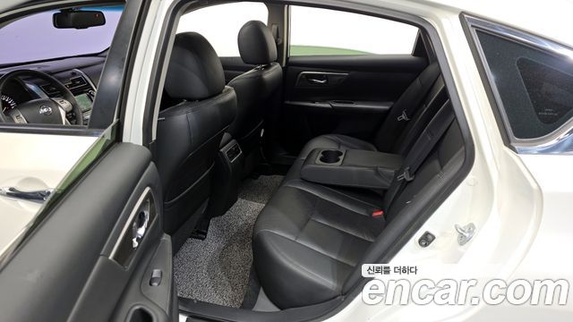 Nissan Altima 2.5 L33 2016 — фото 12