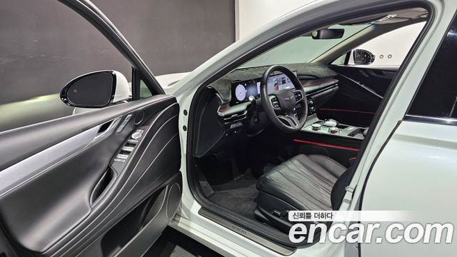 Genesis G80 (RG3) Gasoline 2.5 Turbo AWD 2025 — фото 10