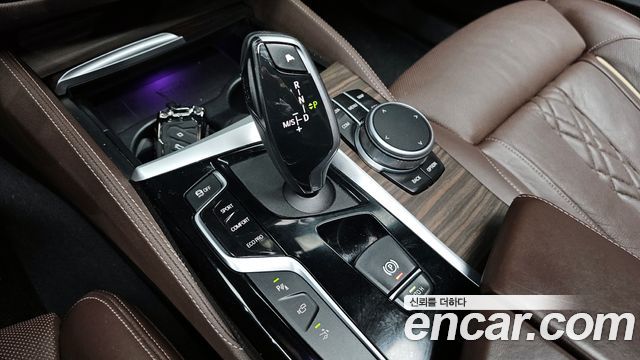 BMW 6 Series GT (G32) 620d M Sport 2020 — фото 9