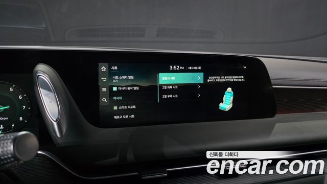 Genesis G90 (RS4) Gasoline 3.5 Turbo AWD 2022 — фото 32