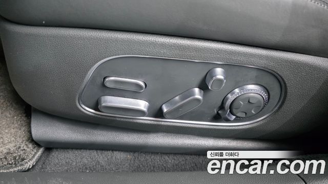 Genesis G90 (RS4) Gasoline 3.5 Turbo AWD 2022 — фото 33