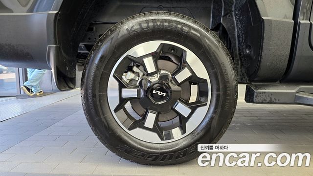 Kia Tasman 2.5T Gasoline 4WD Extreme 2026 — фото 5