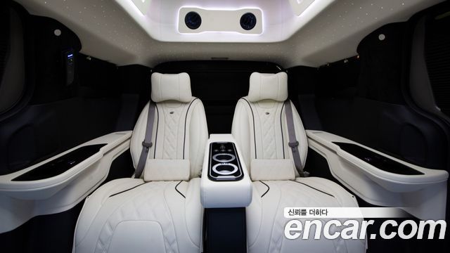 Kia Carnival (IV) Gasoline 9-Seater Hi Limousine (7-seater Limousine(Special vehicle) 2026 — фото 8