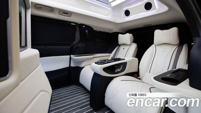 Kia Carnival (IV) Gasoline 9-Seater Hi Limousine (7-seater Limousine(Special vehicle) 2026 — фото 9