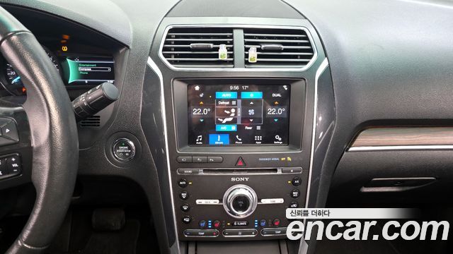 Ford Explorer 2.3 Limited 4WD 5th 2017 — фото 14