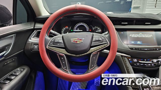 Cadillac XT5 3.6 Premium AWD 2019 — фото 13