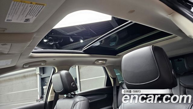Cadillac XT5 3.6 Premium AWD 2019 — фото 19
