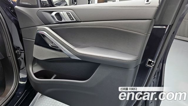 BMW X6 (G06) xDrive40i M Sport 2026 — фото 25
