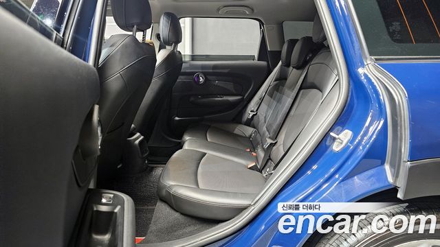 MINI Cooper D Clubman Standard 2nd 2018 — фото 12