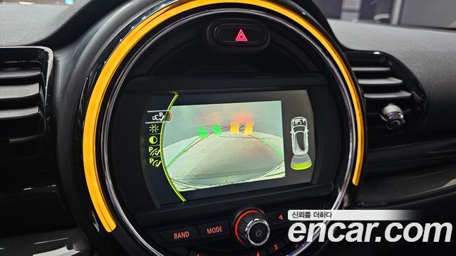 MINI Cooper D Clubman Standard 2nd 2018 — фото 14