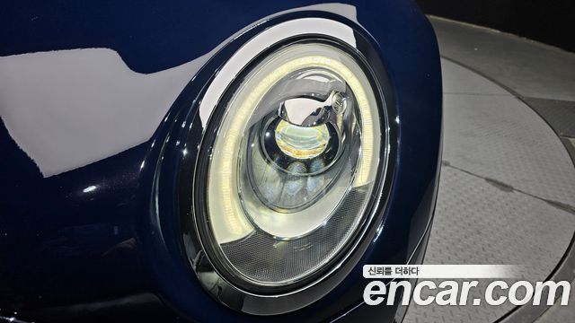 MINI Cooper D Clubman Standard 2nd 2018 — фото 22