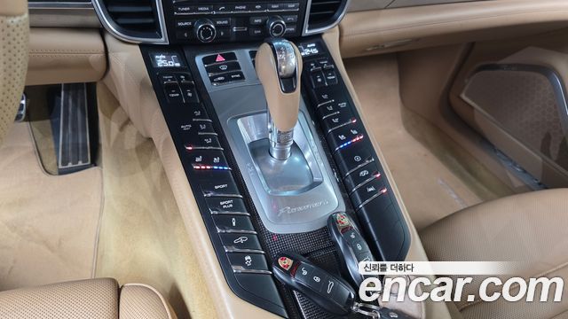 Porsche Panamera 4.8 GTS 970 2016 — фото 9