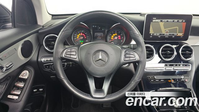 Mercedes-Benz GLC-Class (X253) GLC350e 4MATIC Premium 2019 — фото 13
