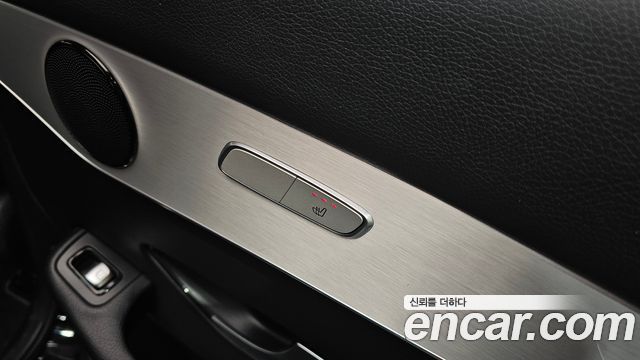 Mercedes-Benz GLC-Class (X253) GLC350e 4MATIC Premium 2019 — фото 19