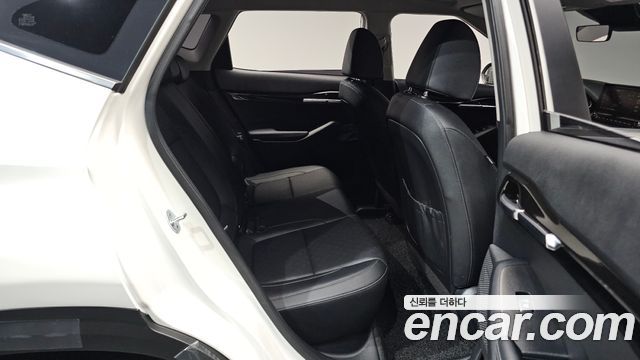 Kia Seltos Gasoline 1.6 Turbo 2WD Prestige 2023 — фото 11