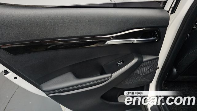 Kia Seltos Gasoline 1.6 Turbo 2WD Prestige 2023 — фото 25