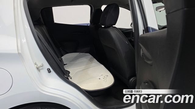 Chevrolet Spark LS 2021 — фото 12