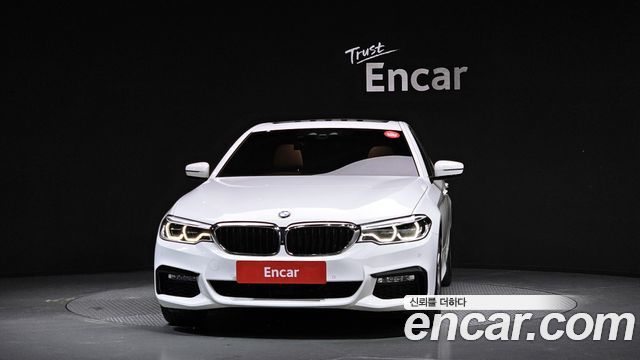 BMW 5 Series (G30) 520d xDrive M Sport Package Plus 2017 — фото 3