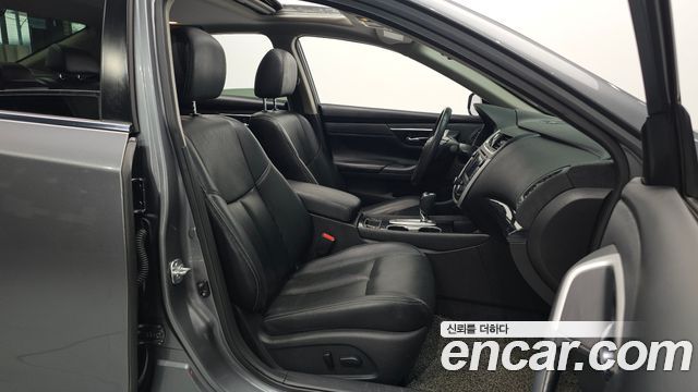 Nissan Altima 2.5 L33 2017 — фото 10
