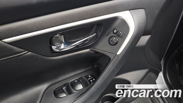 Nissan Altima 2.5 L33 2017 — фото 17
