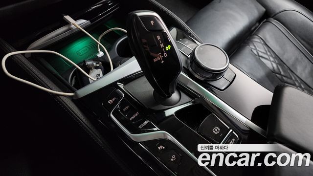 BMW 5 Series (G30) 523d Luxury 2021 — фото 9