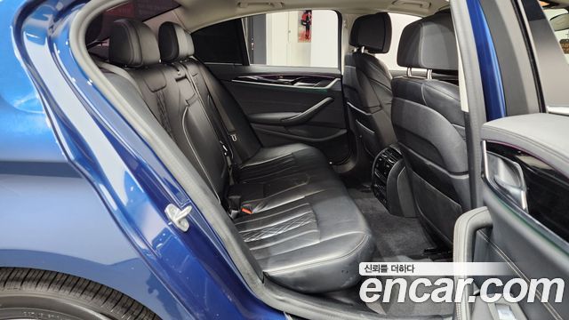 BMW 5 Series (G30) 523d Luxury 2021 — фото 11