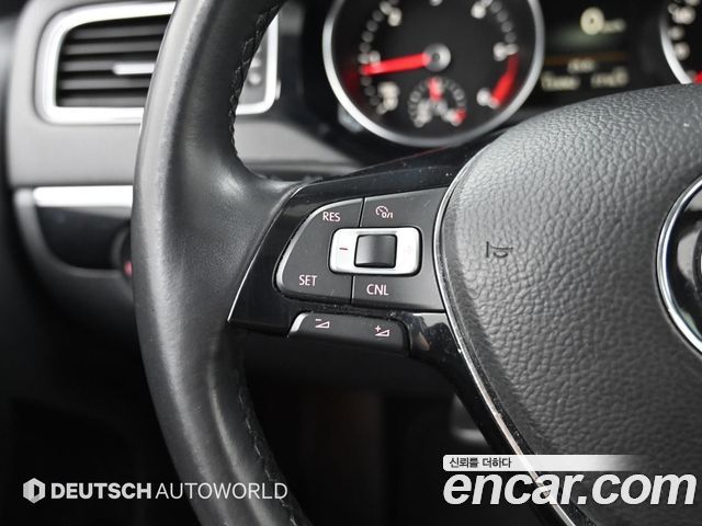 Volkswagen Jetta 2.0 TDI BlueMotion Premium 6th 2015 — фото 19