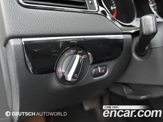 Volkswagen Jetta 2.0 TDI BlueMotion Premium 6th 2015 — фото 20