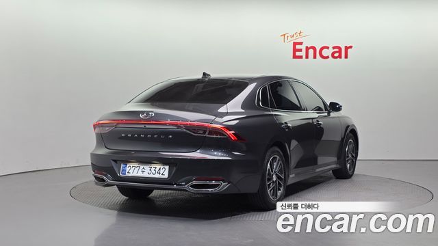 Hyundai Grandeur (IG) 3.0 LPi Rent Car Modern 2022 — фото 2