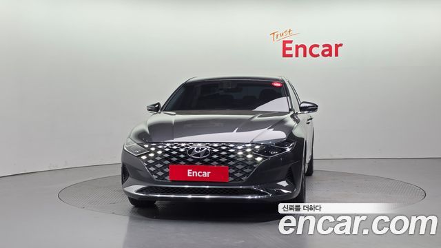 Hyundai Grandeur (IG) 3.0 LPi Rent Car Modern 2022 — фото 3