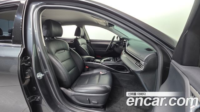 Hyundai Grandeur (IG) 3.0 LPi Rent Car Modern 2022 — фото 10