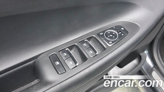 Hyundai Grandeur (IG) 3.0 LPi Rent Car Modern 2022 — фото 12