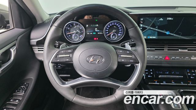Hyundai Grandeur (IG) 3.0 LPi Rent Car Modern 2022 — фото 14