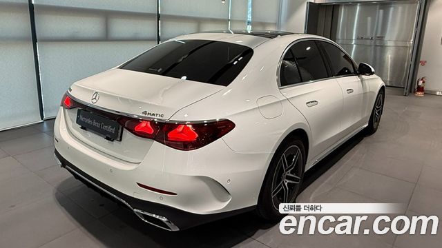Mercedes-Benz E-Class (W214) E300 4MATIC AMG Line 2025 — фото 2
