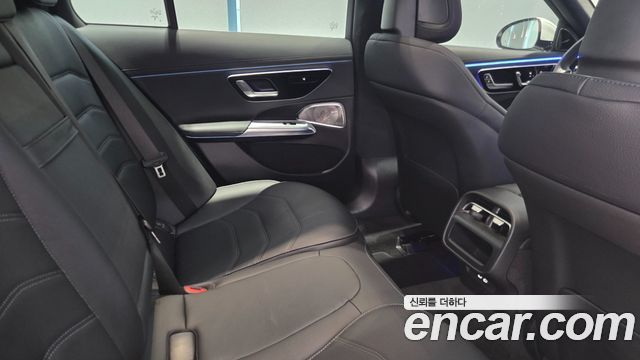 Mercedes-Benz E-Class (W214) E300 4MATIC AMG Line 2025 — фото 15