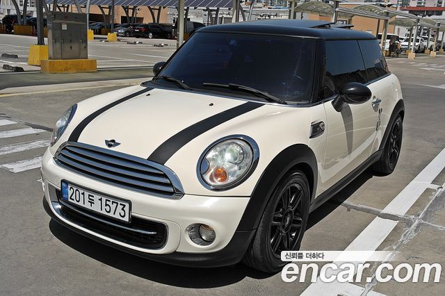MINI Cooper D Baker Street
