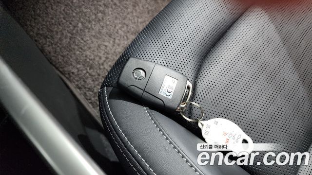 KG Mobility (SsangYong) Torres Gasoline 1.5 4WD TV7 2024 — фото 15