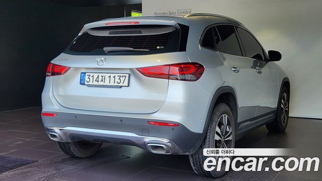 Mercedes-Benz GLA-Class (H247) GLA220 2021 — фото 2