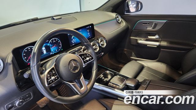 Mercedes-Benz GLA-Class (H247) GLA220 2021 — фото 9